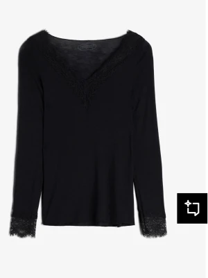 Intimissimi topp  - Säljer min intimissi tröja, bara använd fåtal gånger så är dom helt ny 