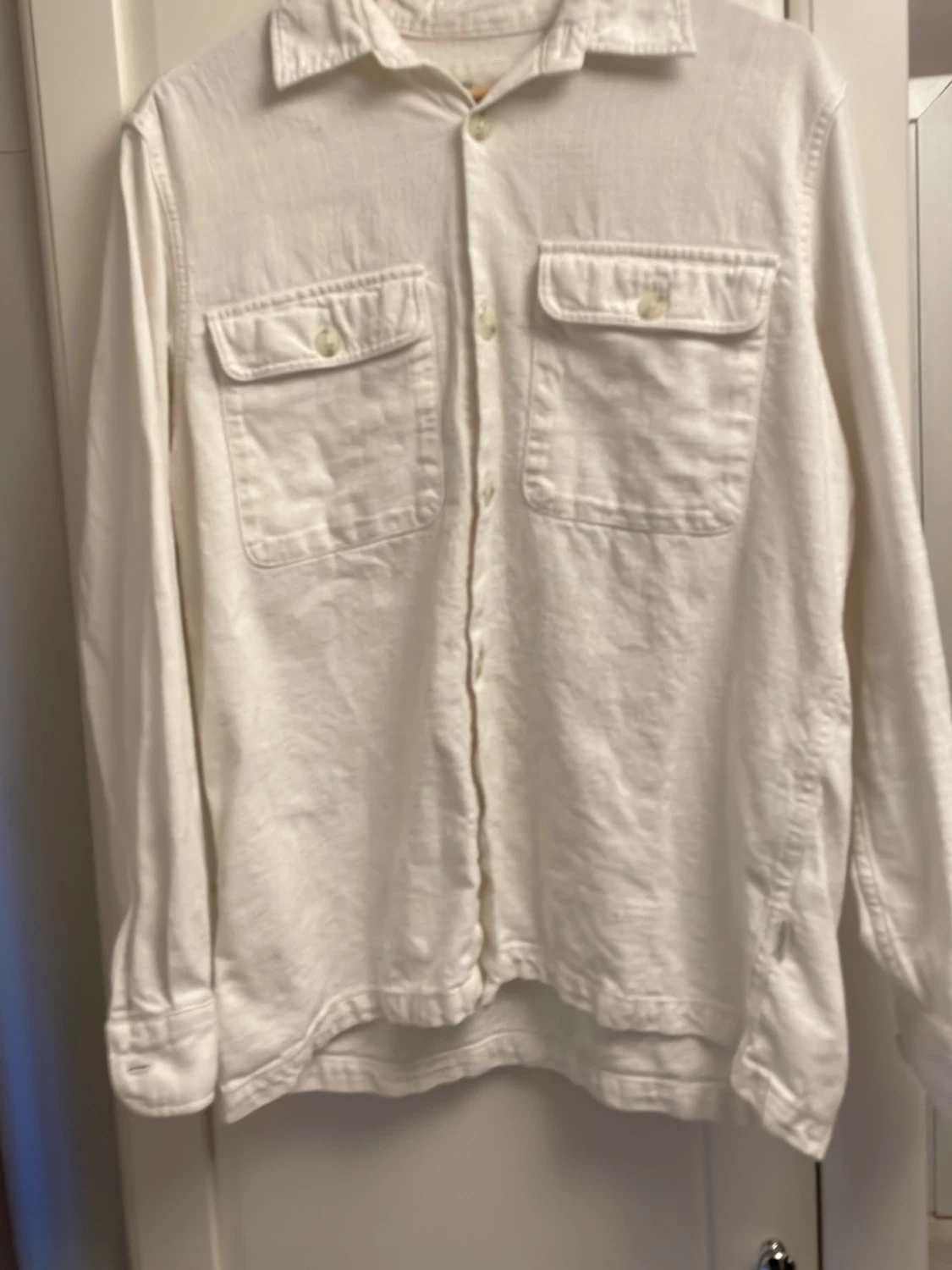 Vit overshirt med fickor - 1