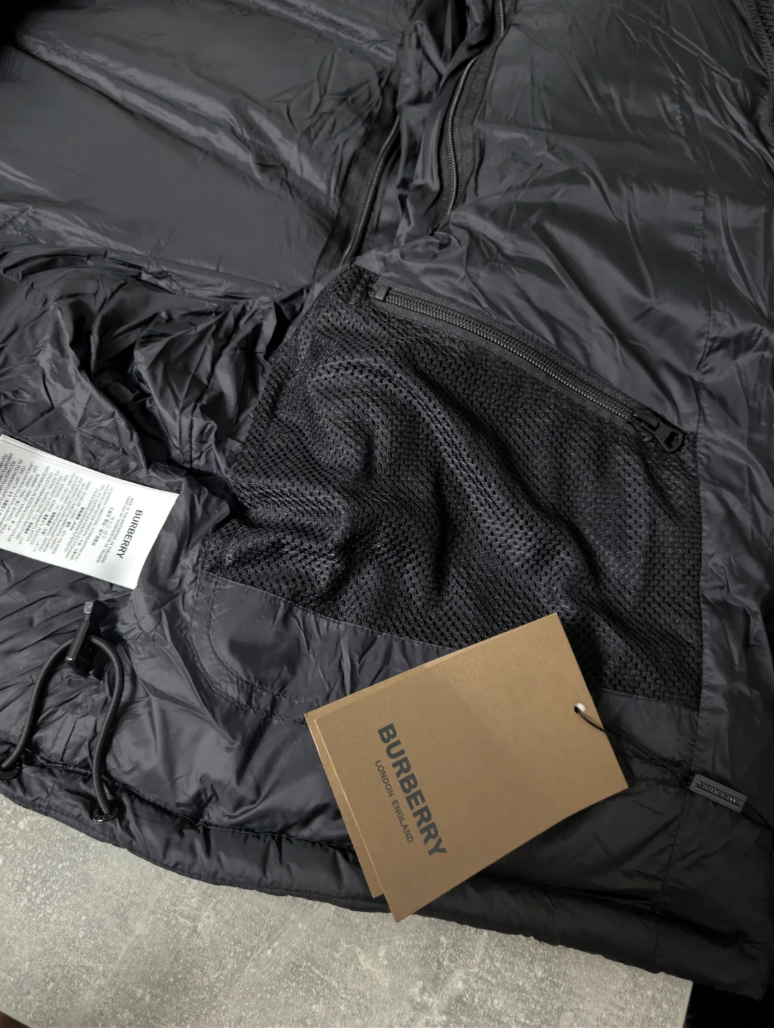 Burberry Puffer - 3