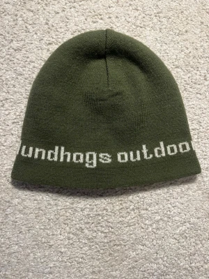Lundhags Mössa - Säljer min mammas gamla Lundhags mössa. Är i väldigt bra skick! Kom privat för fler frågor 💕