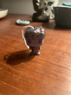 Strangerthingsfigur  - Har tre Steve up side down… säljer därför två av dem!! 25 kr/st. Går även att byta om man vill det?💟kan mötas i Sthlm 