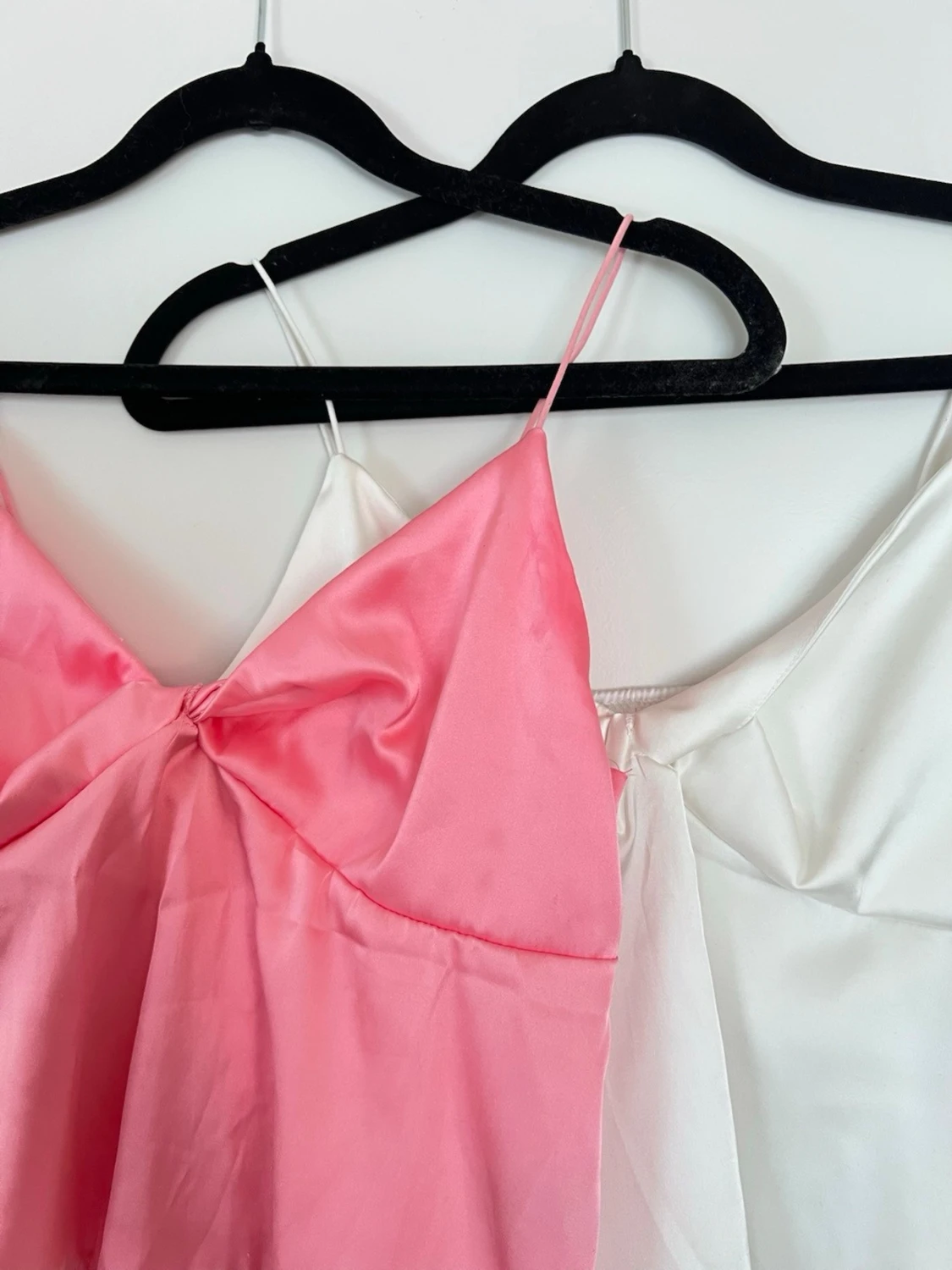 2st linnen i satin i rosa och vitt, storlek S - 2