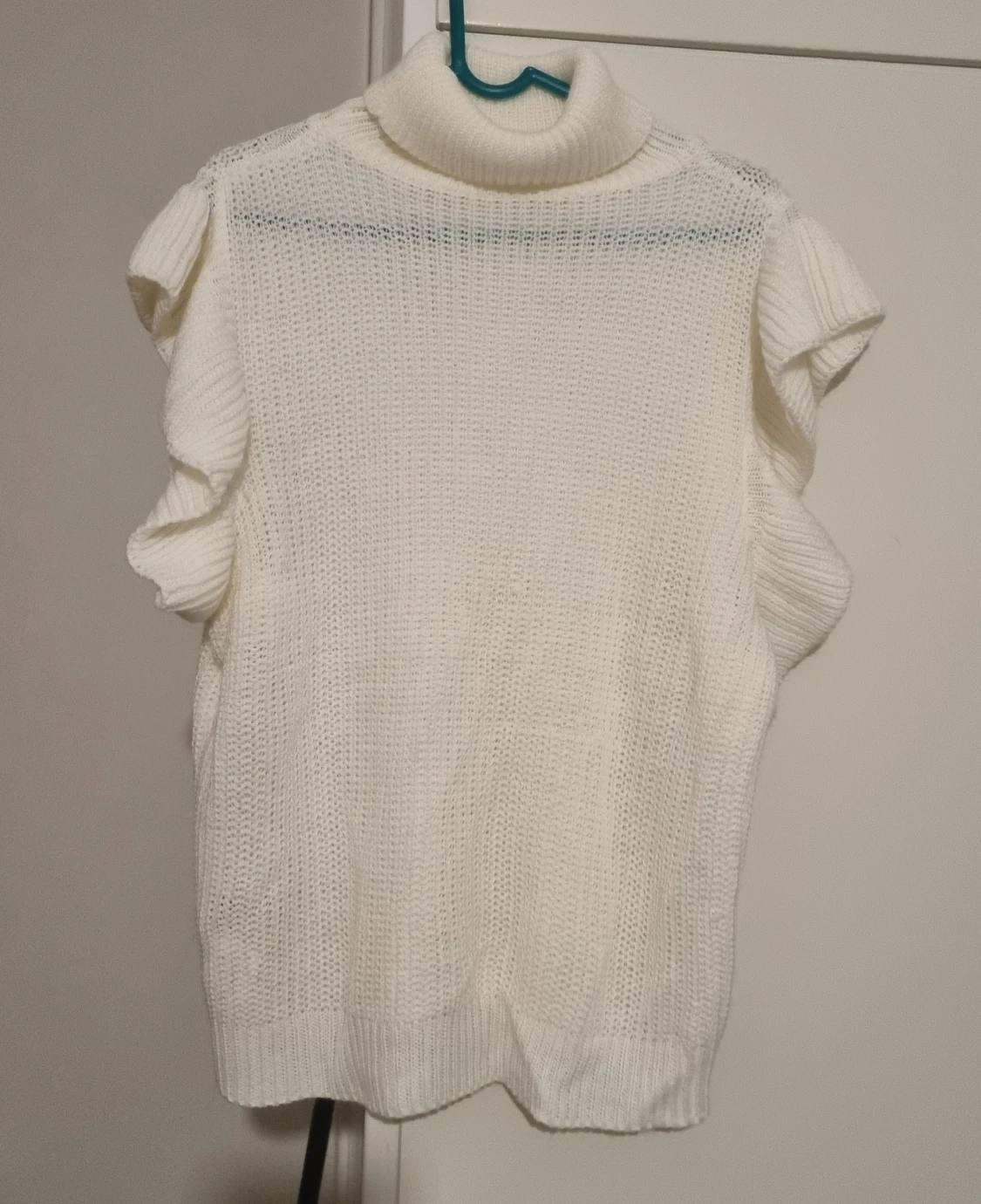 Stickat tröja.  - 1