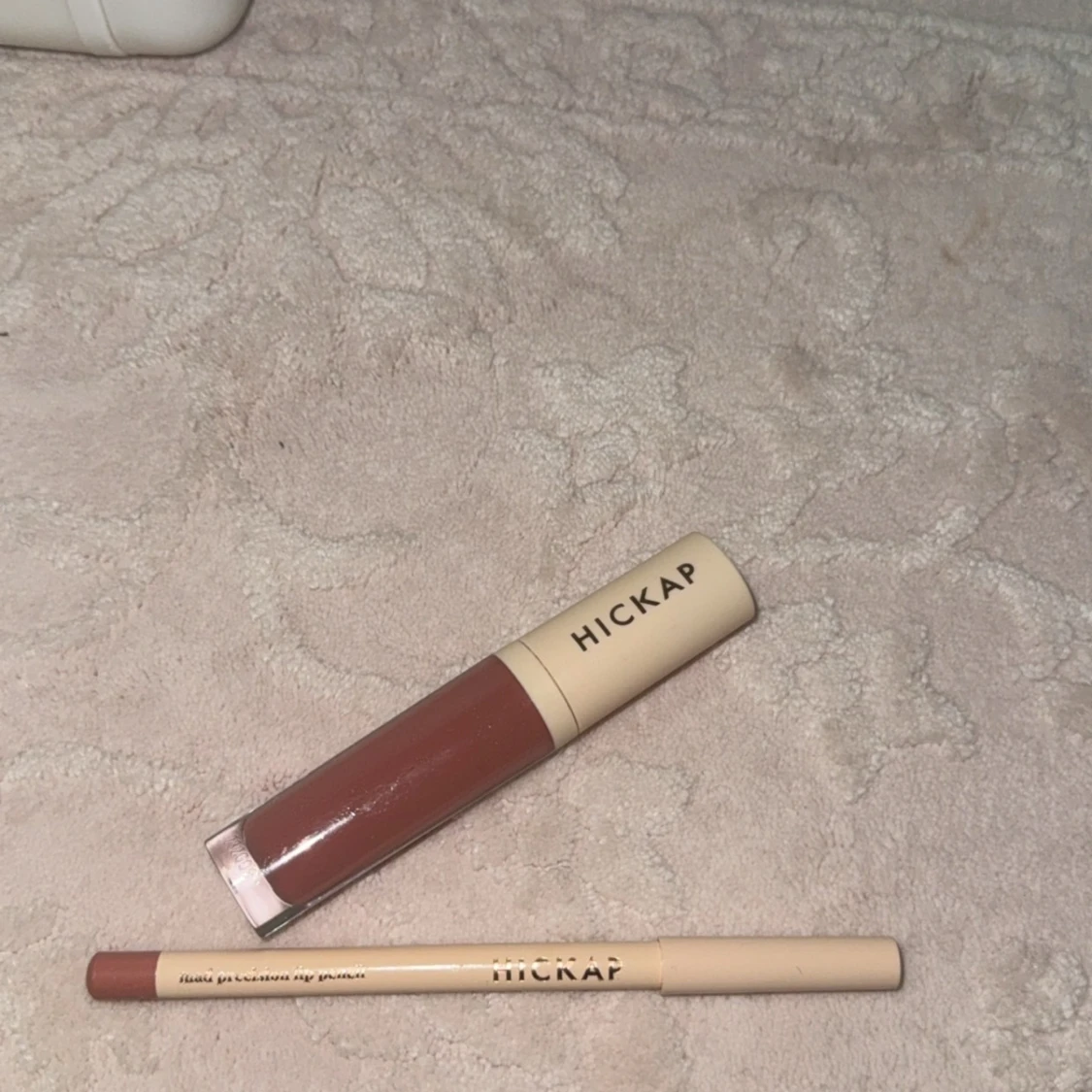 Hickap läppglans & läppenna Toasted Apricot
