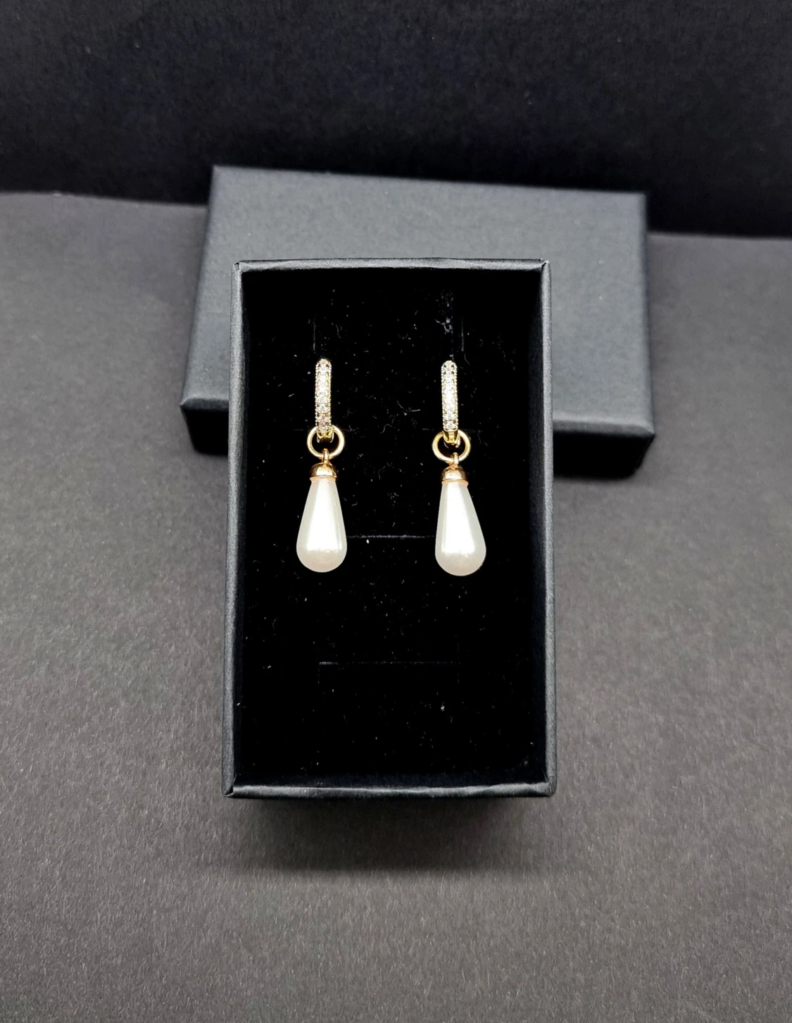 Guldpläterad örhängen  - 1