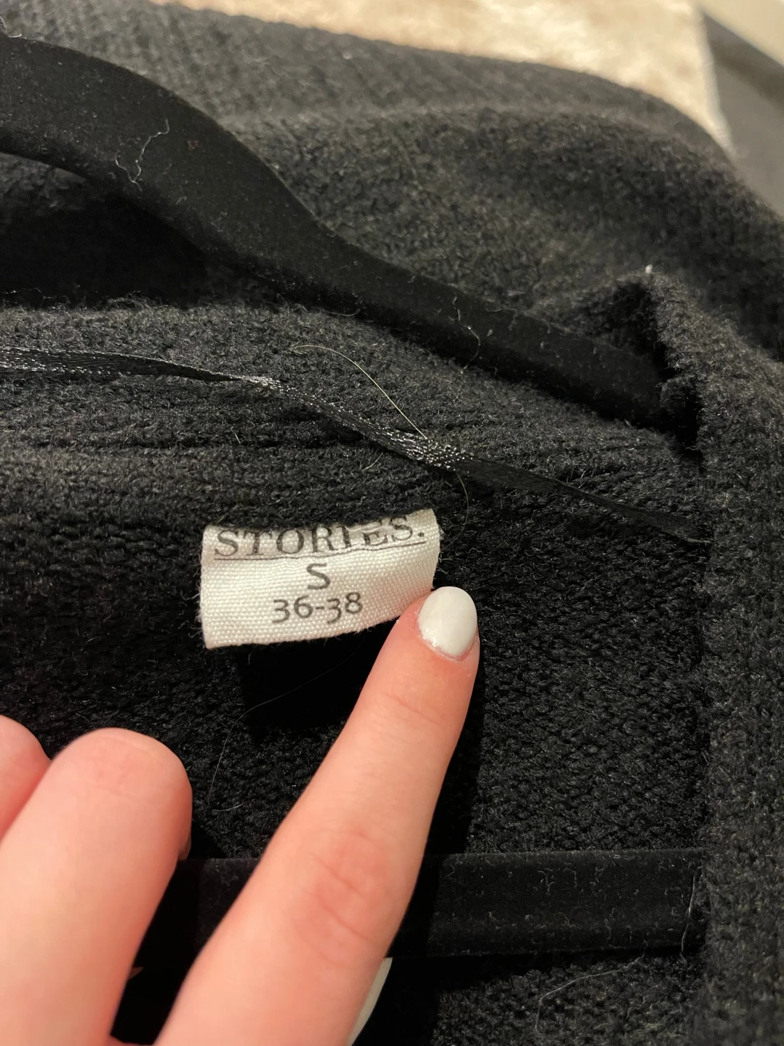 Svart kofta med puff axel - 2