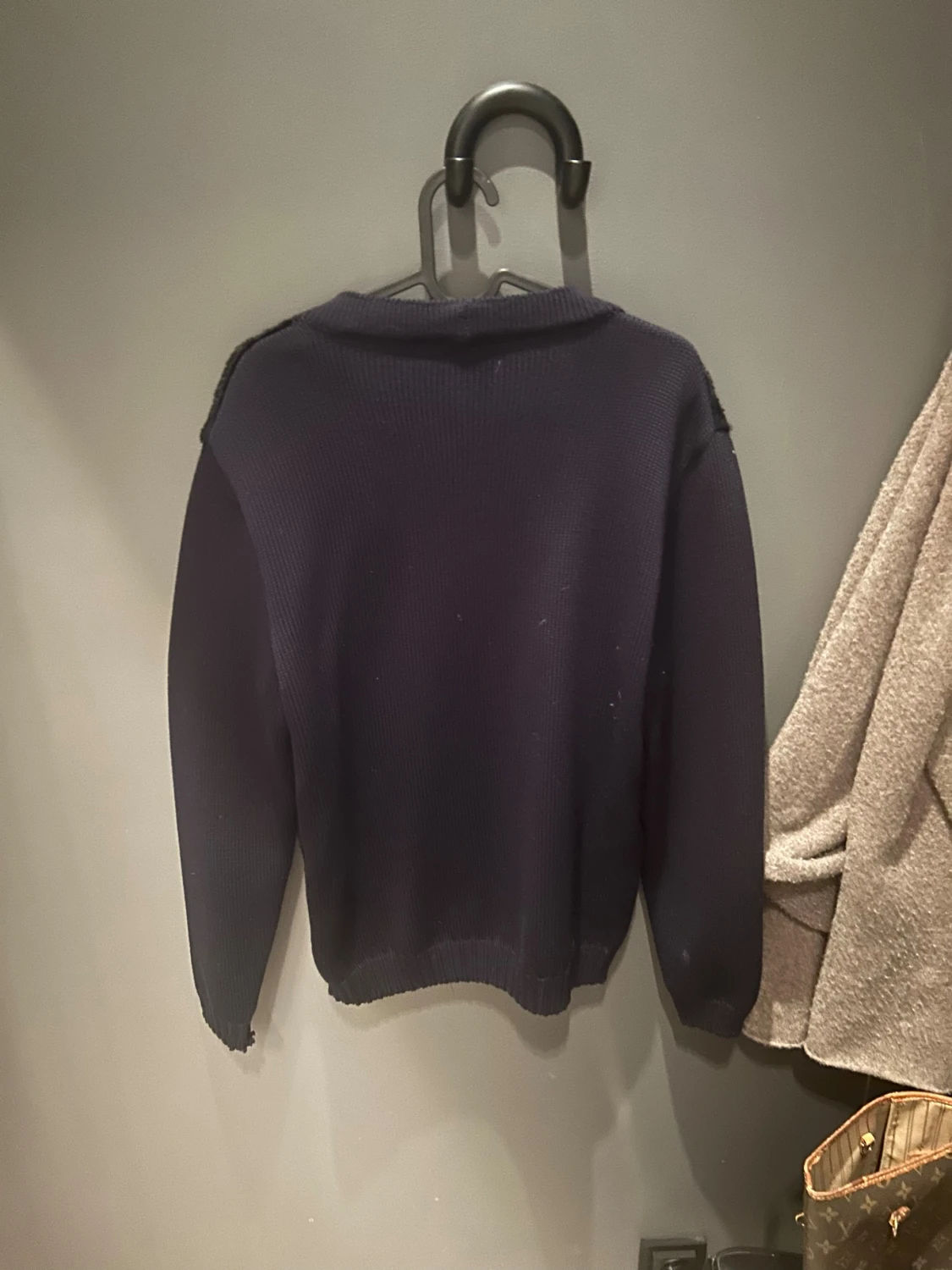 Svart kofta med päls från Nikolaj - 1