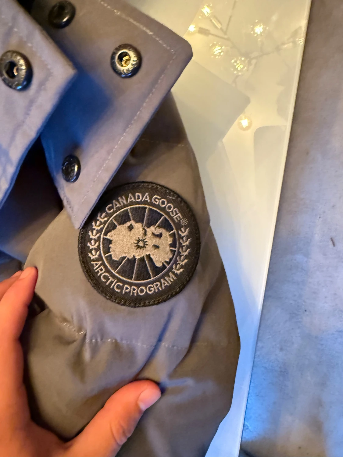 Grå Canada Goose dunjacka med päls - 2