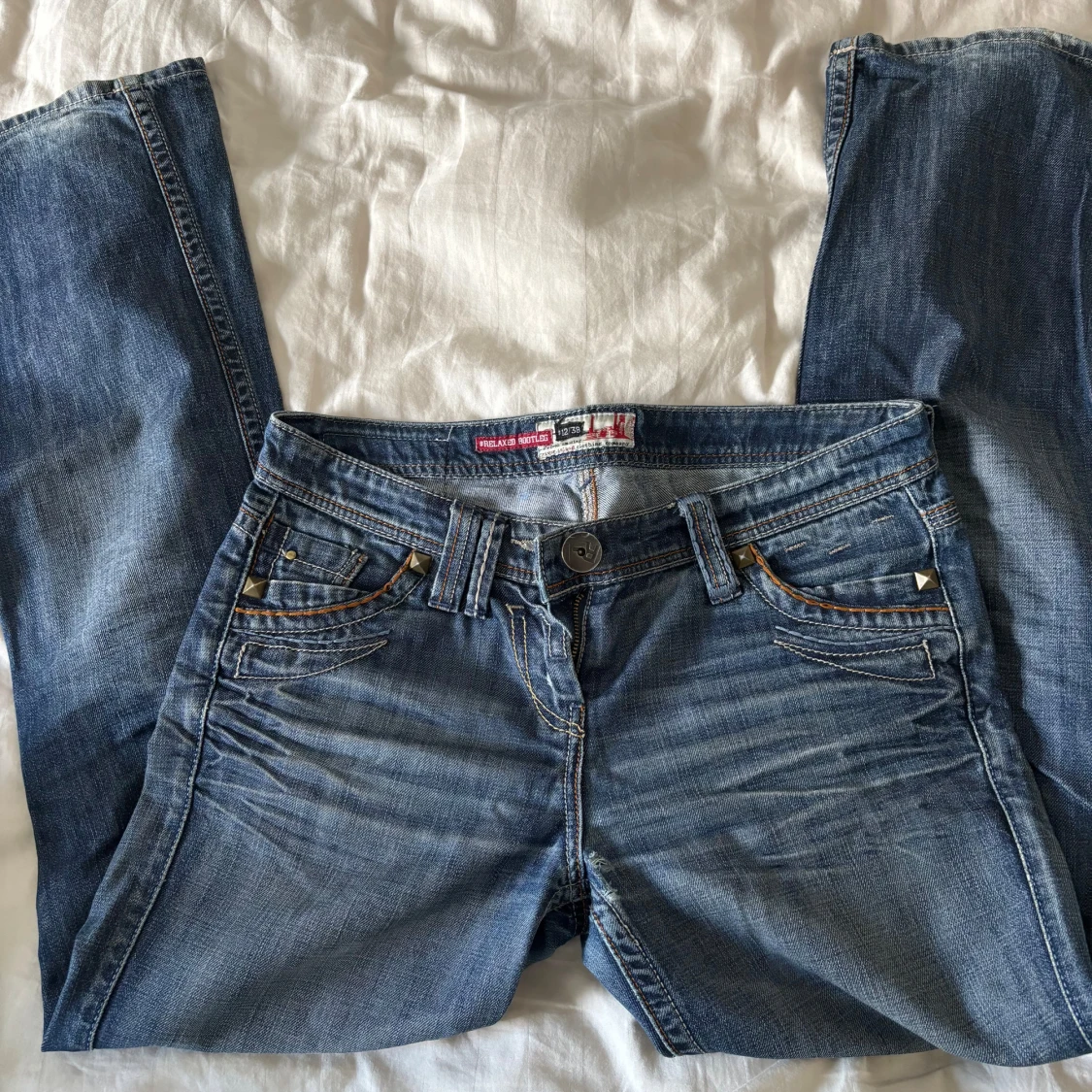 Secondhand jeans