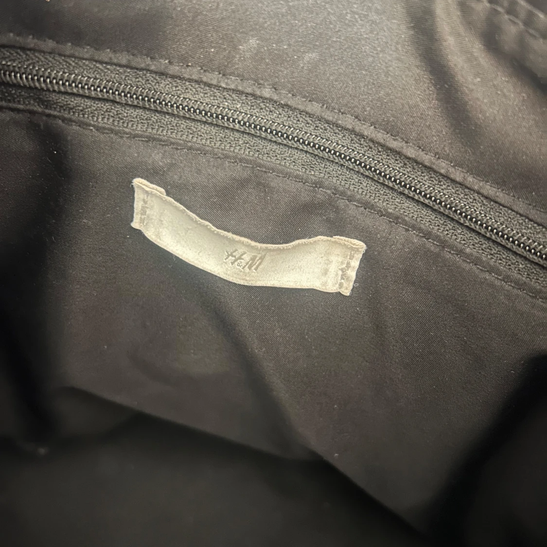Svart väska H&M - 3