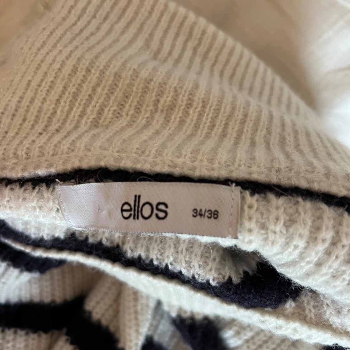 Randig polotröja från Ellos - 2