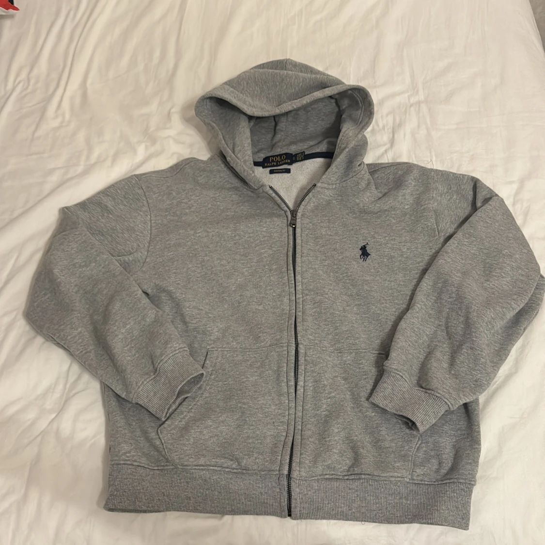 Grå hoodie från Polo Ralph Lauren