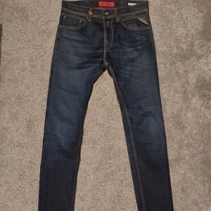 Blåa Replay Jeans - Blåa Replay Jeans || Storlek W31  || Pris går att diskuteras vid snabb affär