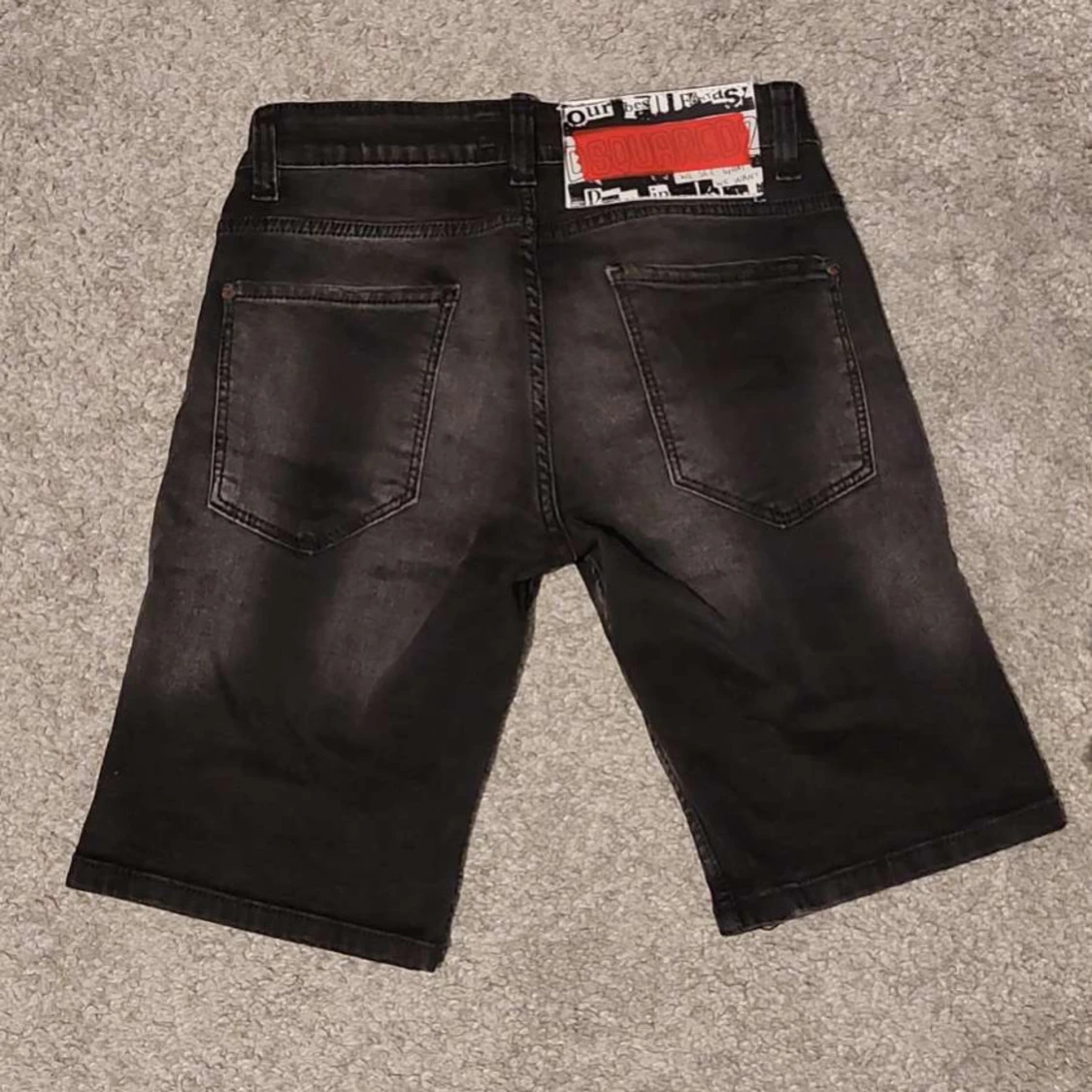 Svarta jeansshorts från Dsquared2 - 2