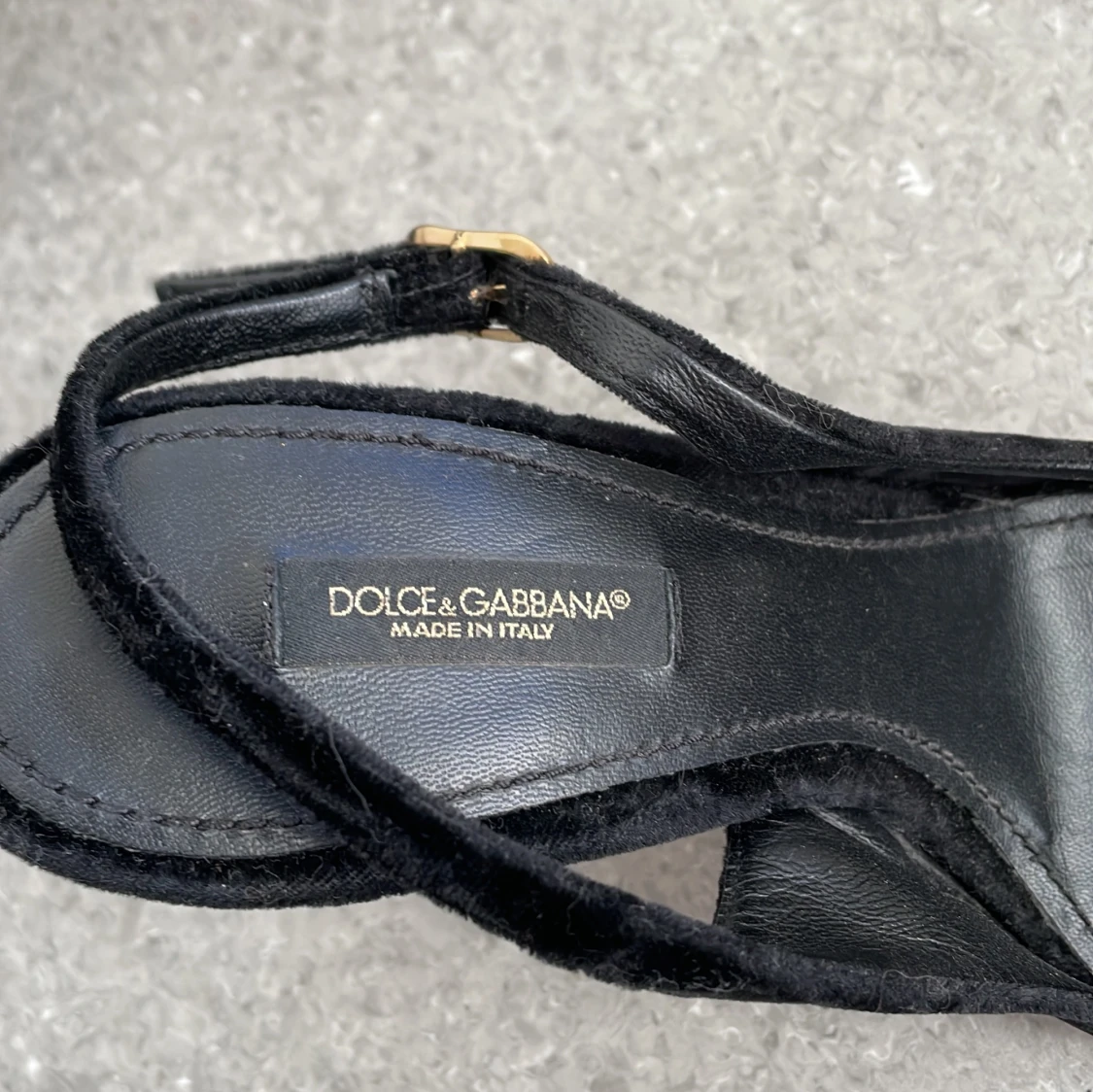 Svarta pumps från Dolce & Gabbana - 3