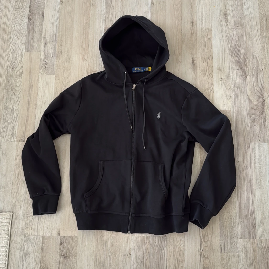 Svart hoodie från Polo Ralph Lauren
