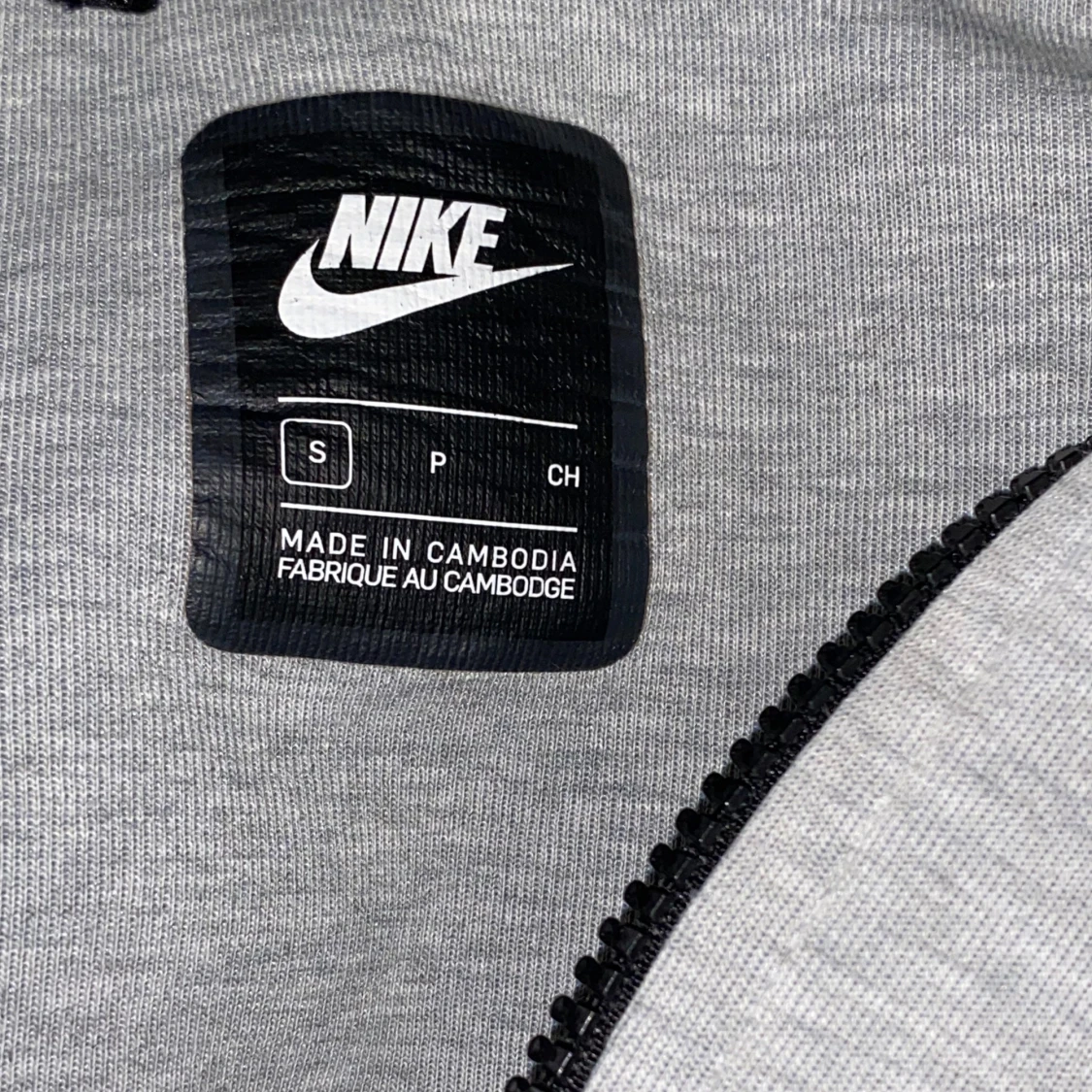 Grå Nike hoodie med dragkedja - 4