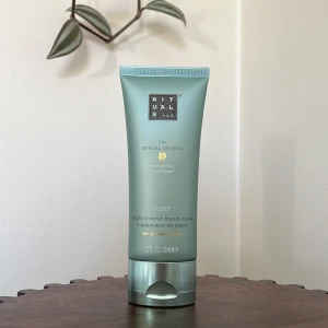 Rituals of Jing hand mask🍃 - Säljer en hand mask från Ritulas i doften jing. Inte använd. 