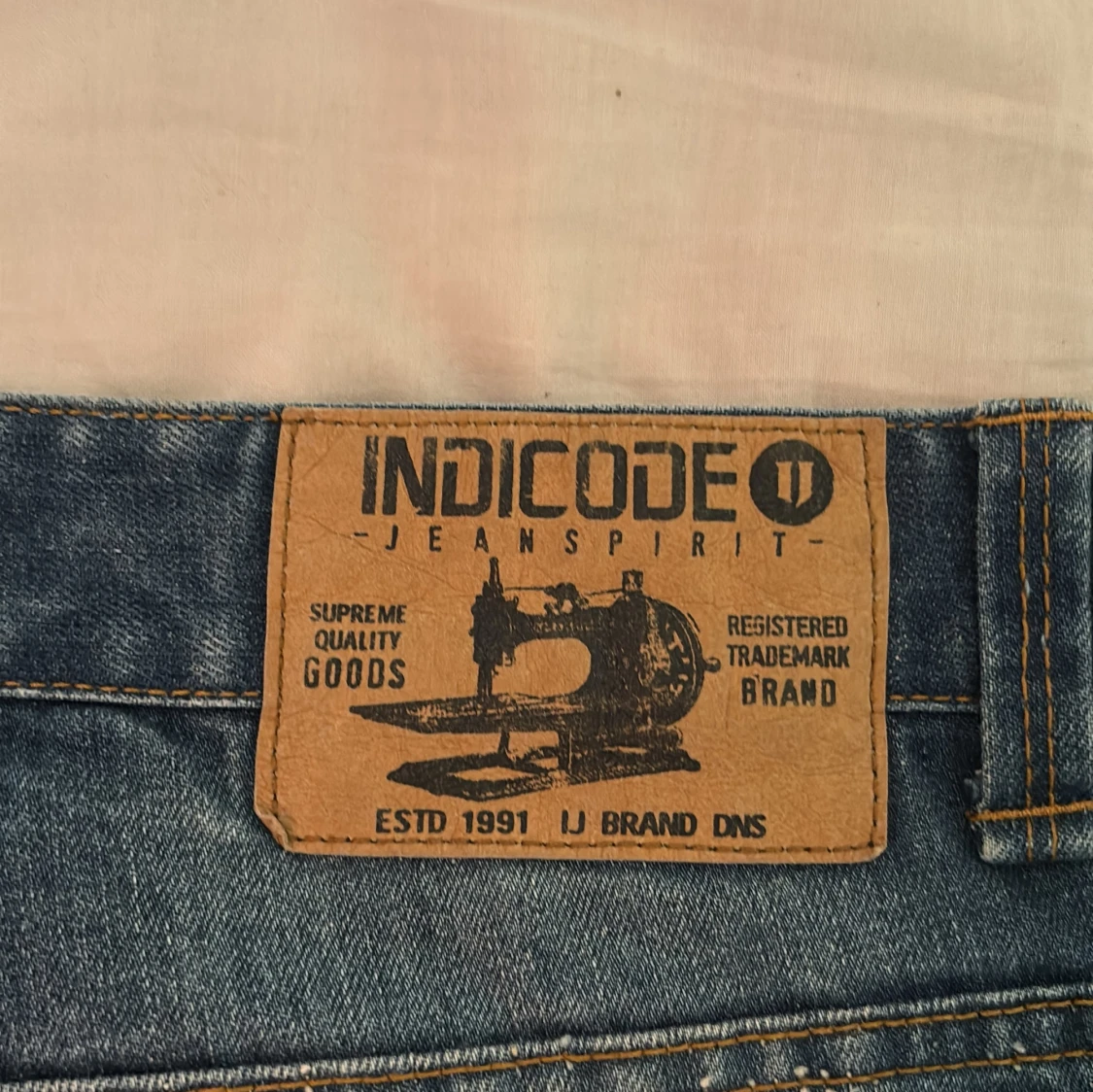 Blå jeansshorts från Indicode - 3