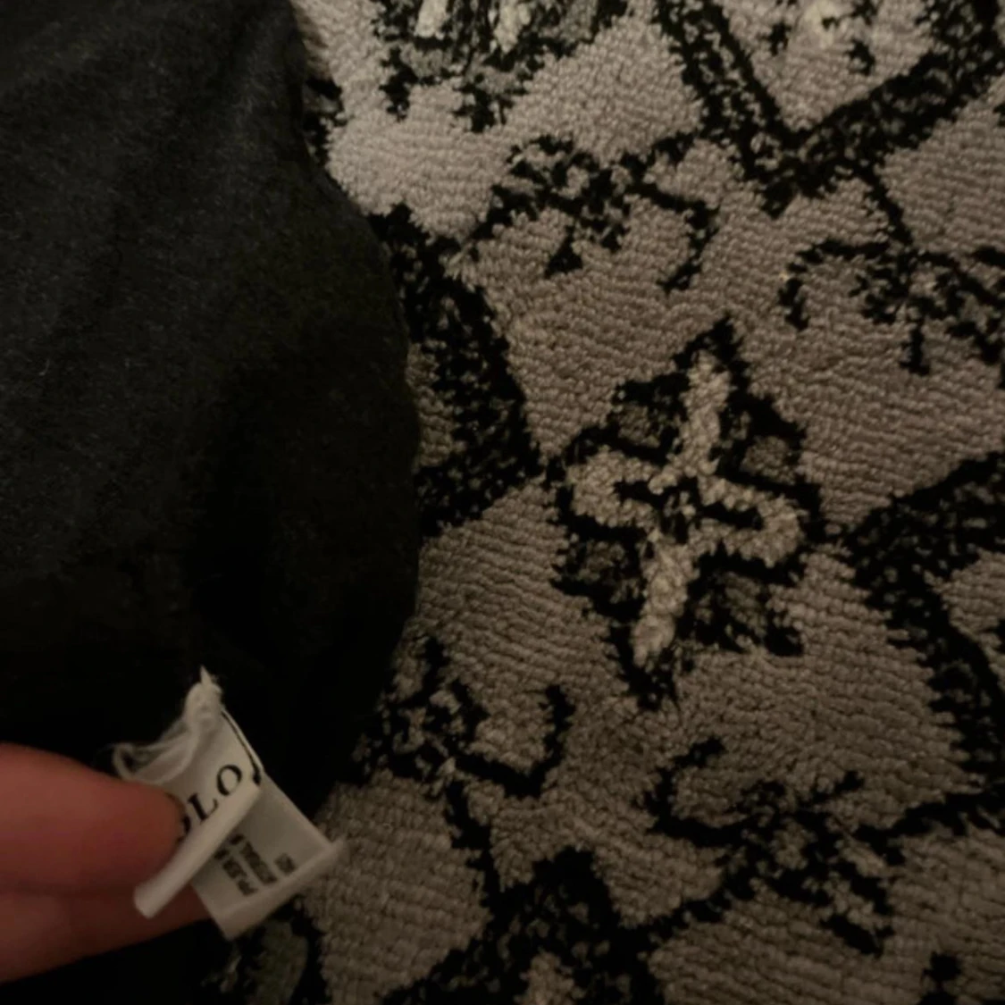 Säljer en svart polo Ralph laurhen t shirt - 2