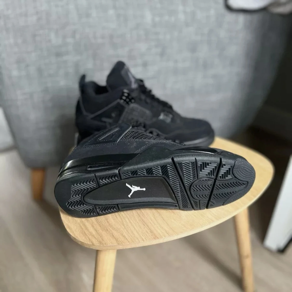 Nike Air Jordan 4 Retro Black Cat - 2