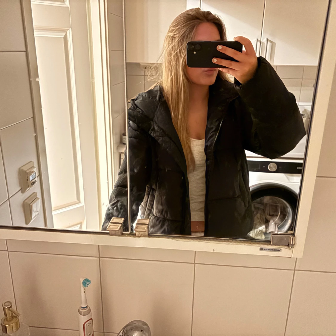 Svart pufferjacka från NAKD - 1