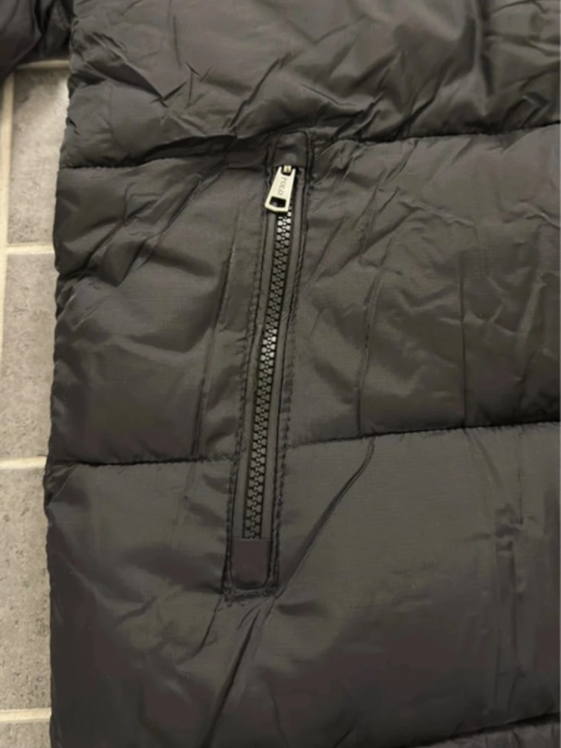 Svart pufferjacka  - 4