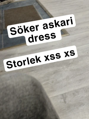Askari dress xss/xs sökes - Letar efter en askari i storlek xss eller xs. Skriv om du har en att sälja!