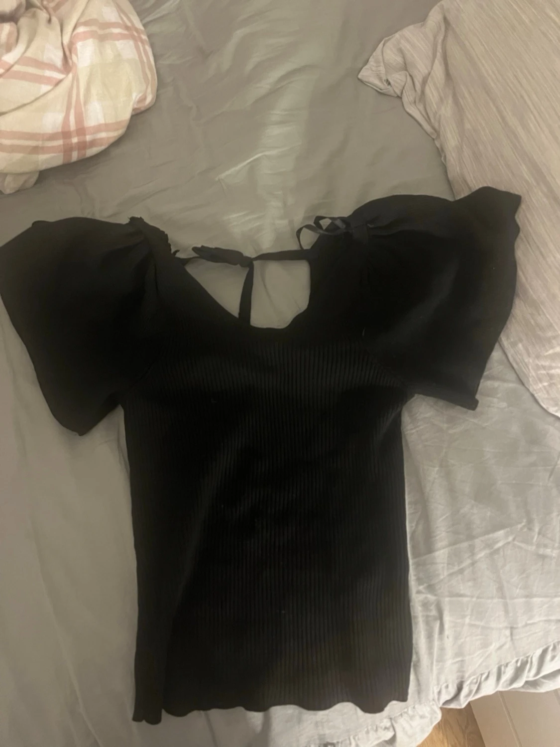 Svart ribbad topp från ONLY XS - 1