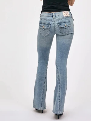 True religion jeans Joey  - Säljer dessa lågmidjade bootcut jeans från true religion då dom ej kommer till användning längre❤️