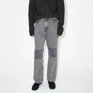 Our Legacy Extended Third Cut - Köpta på NK i Stockholm nyligen - otroligt bra skick - nypris~3500kr, mitt pris 2000kr. tveka inte på att höra av dig vid frågor!