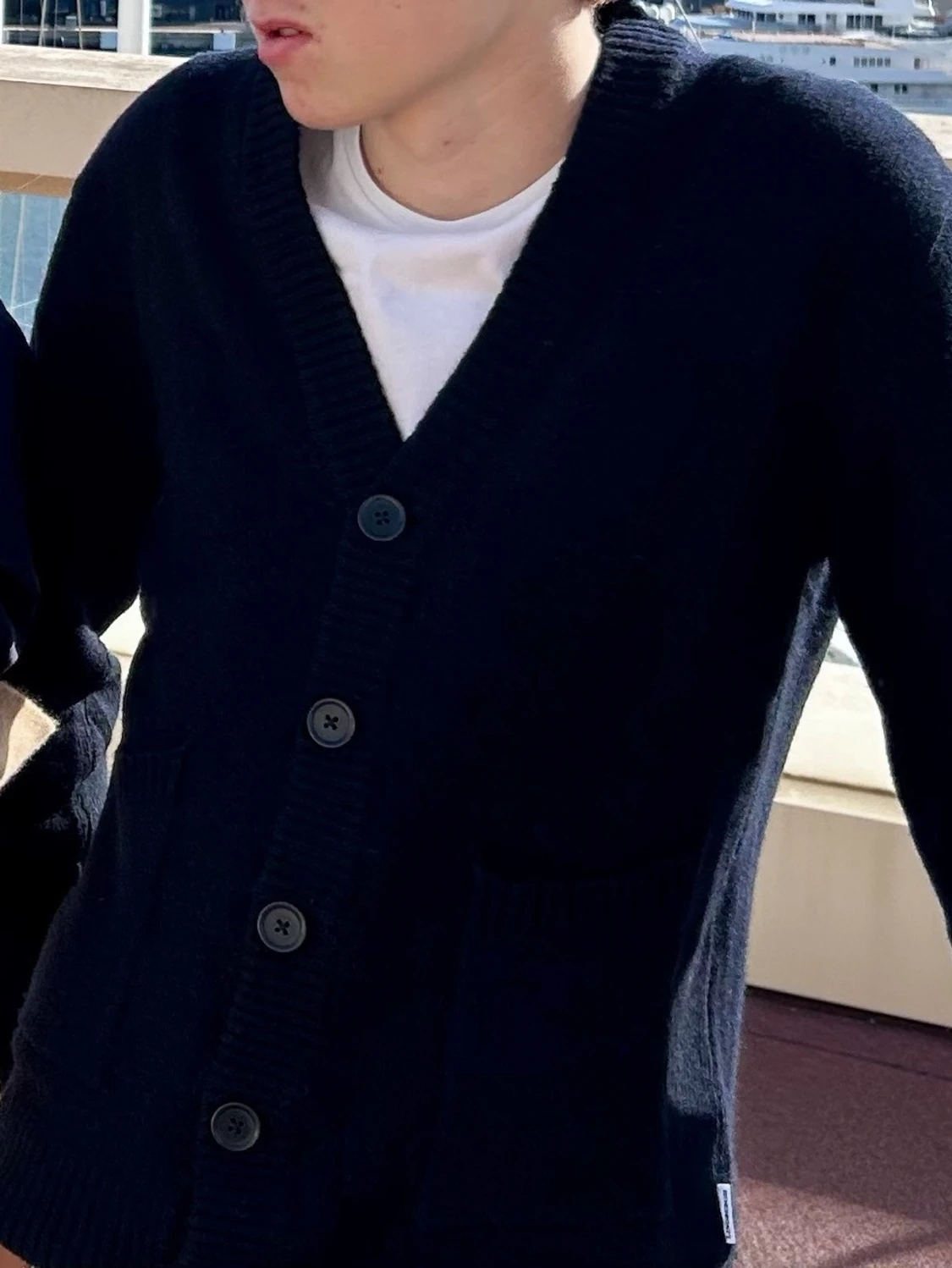 Mörkblå kofta med knappar - 1