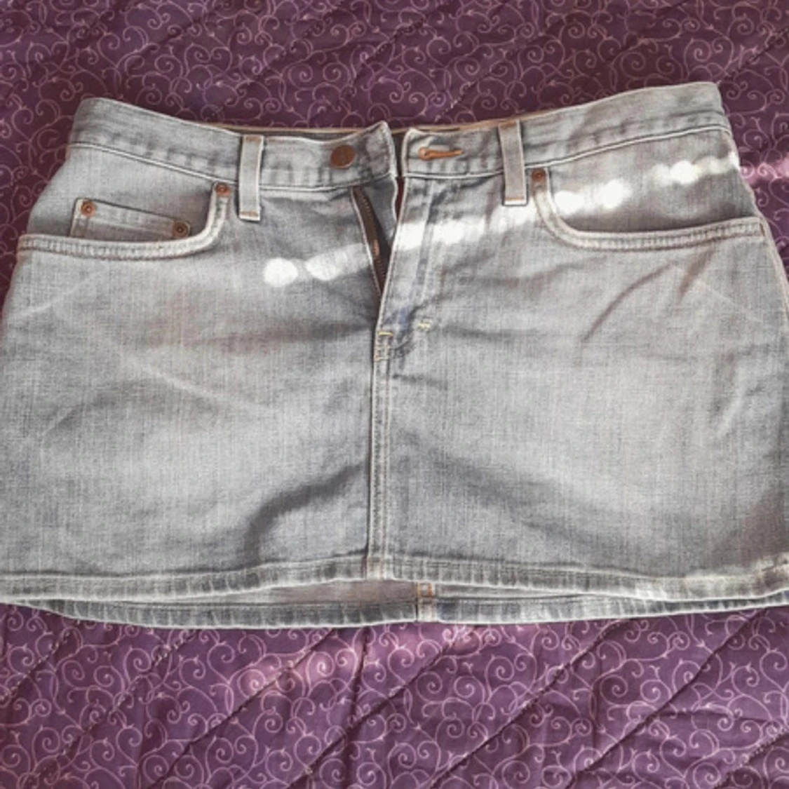 Ljusblå jeanskjol med fickor - 1