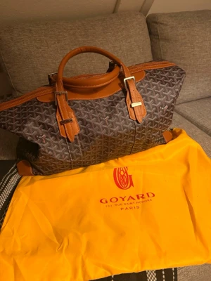 Weekend bag - I ny skick dustbag osv finns