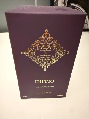 Initio High frequency 80-85ml - Initio high frequency som har ca 80-85 ml kvar. Fick i julklapp