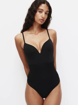 hm body - säljer hm body i svart, ny med prislapp, storlek s ❣️