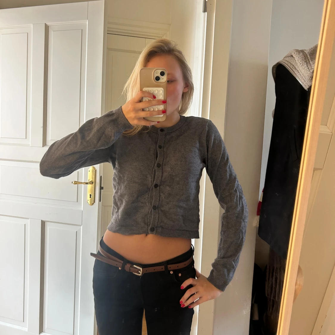Grå croppad kofta med knappar💖💖