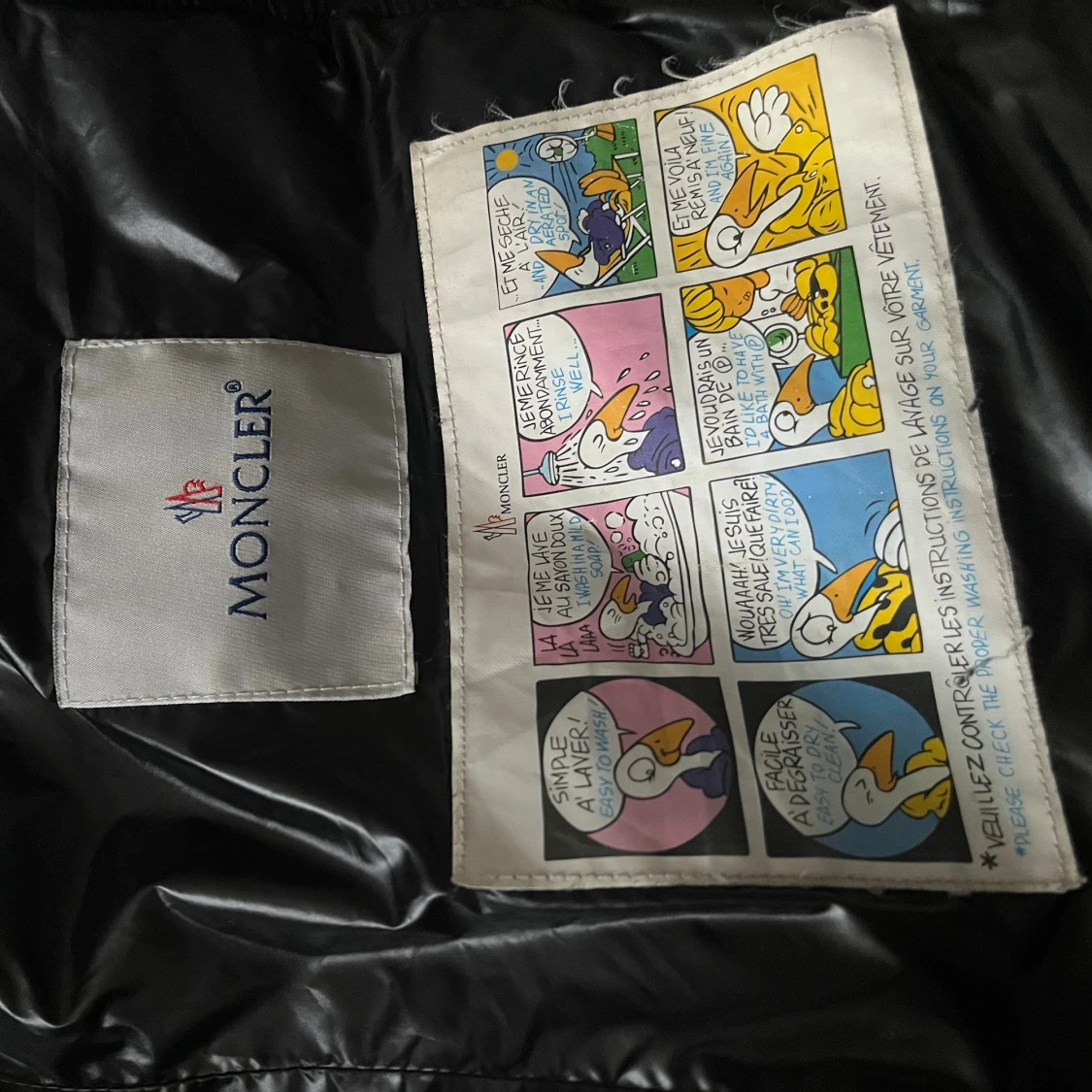 Svart lång jacka från Moncler - 4