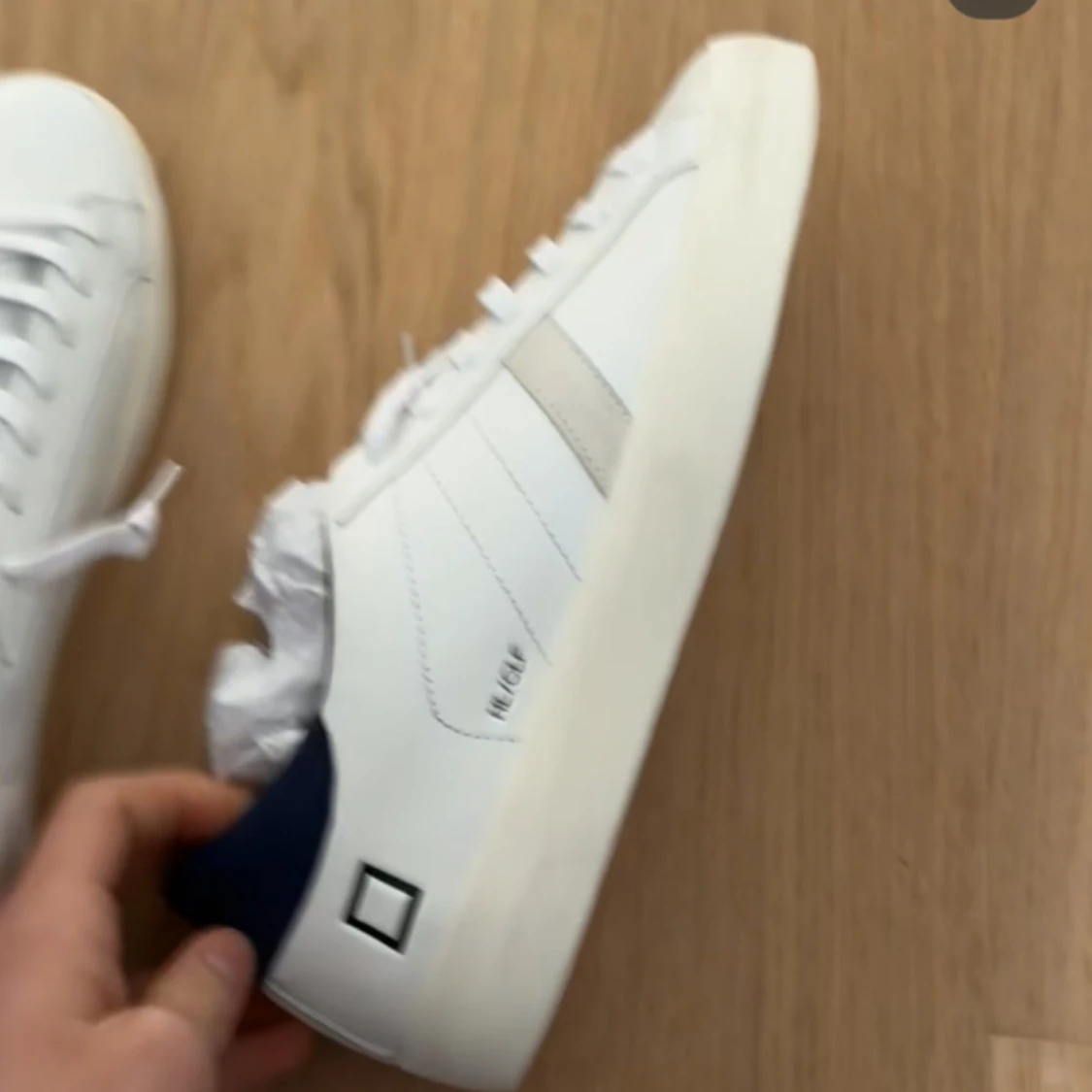 Vita sneakers från D.A.T.E. - 2