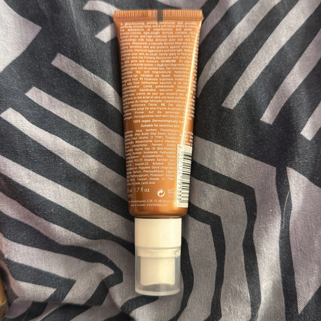 Hickap Bronze Glow Priming Moisturizer - 1