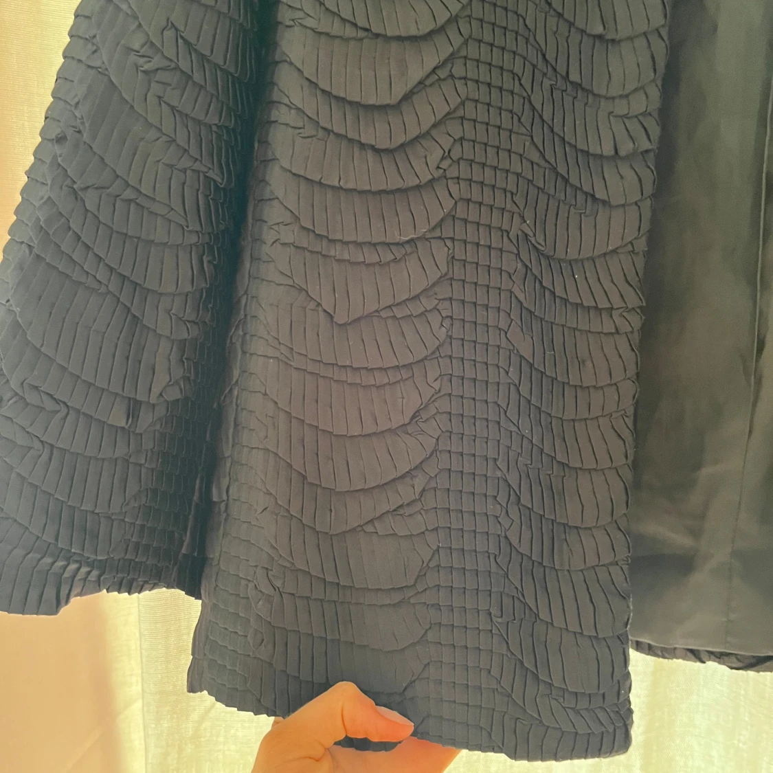 Svart strukturerad kappa från H&M - 1