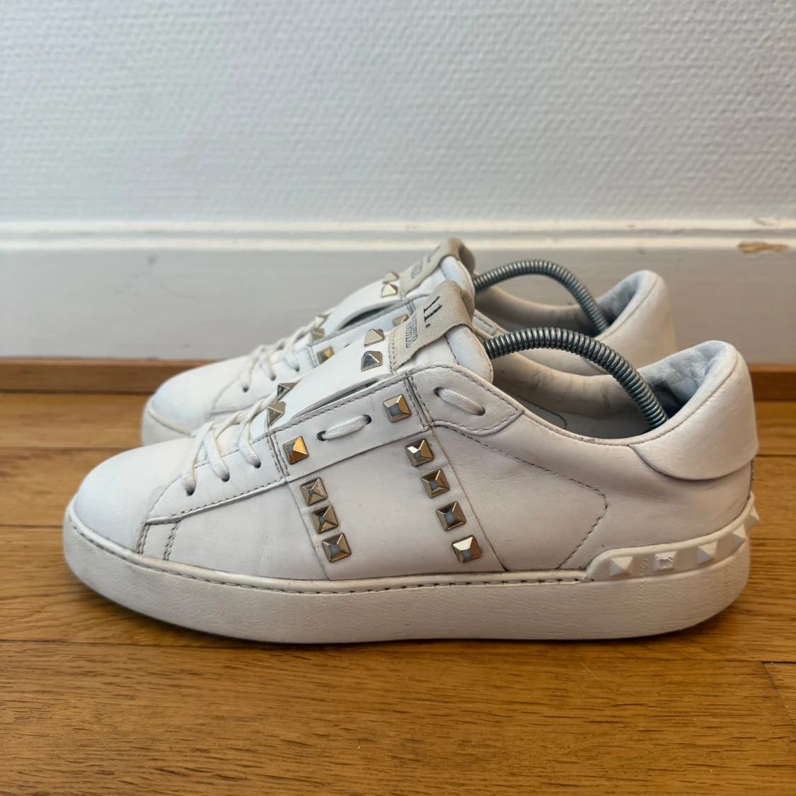 Valentino rockstud sneakers 