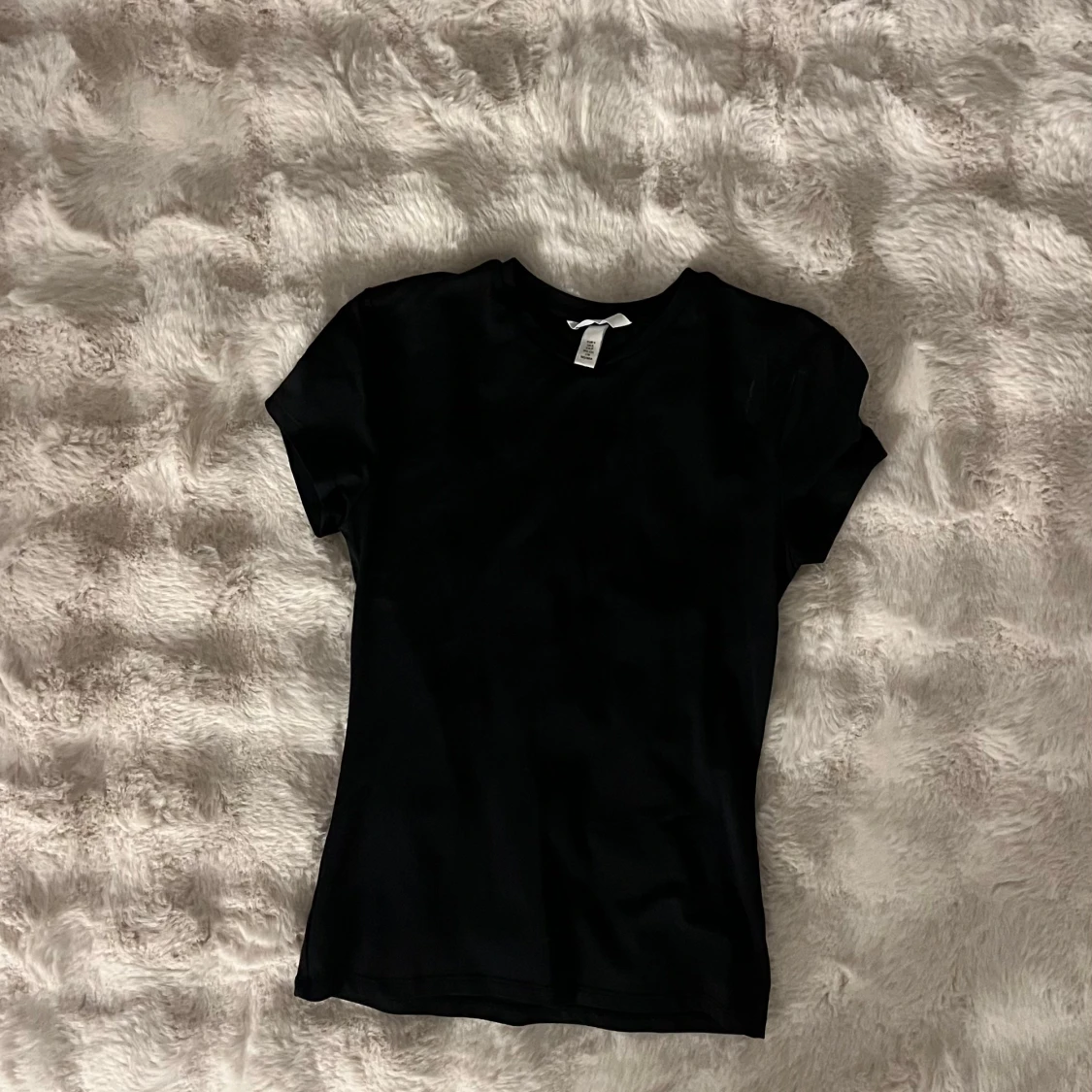 Svart basic t-shirt i bomull S