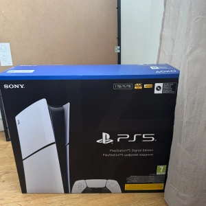 Ps5  - Helt ny ps5 som är oöppnad. Har inte rört paketet då jag fick det i present och redan har ett ps5. Tveka inte på att höra av er vid frågor