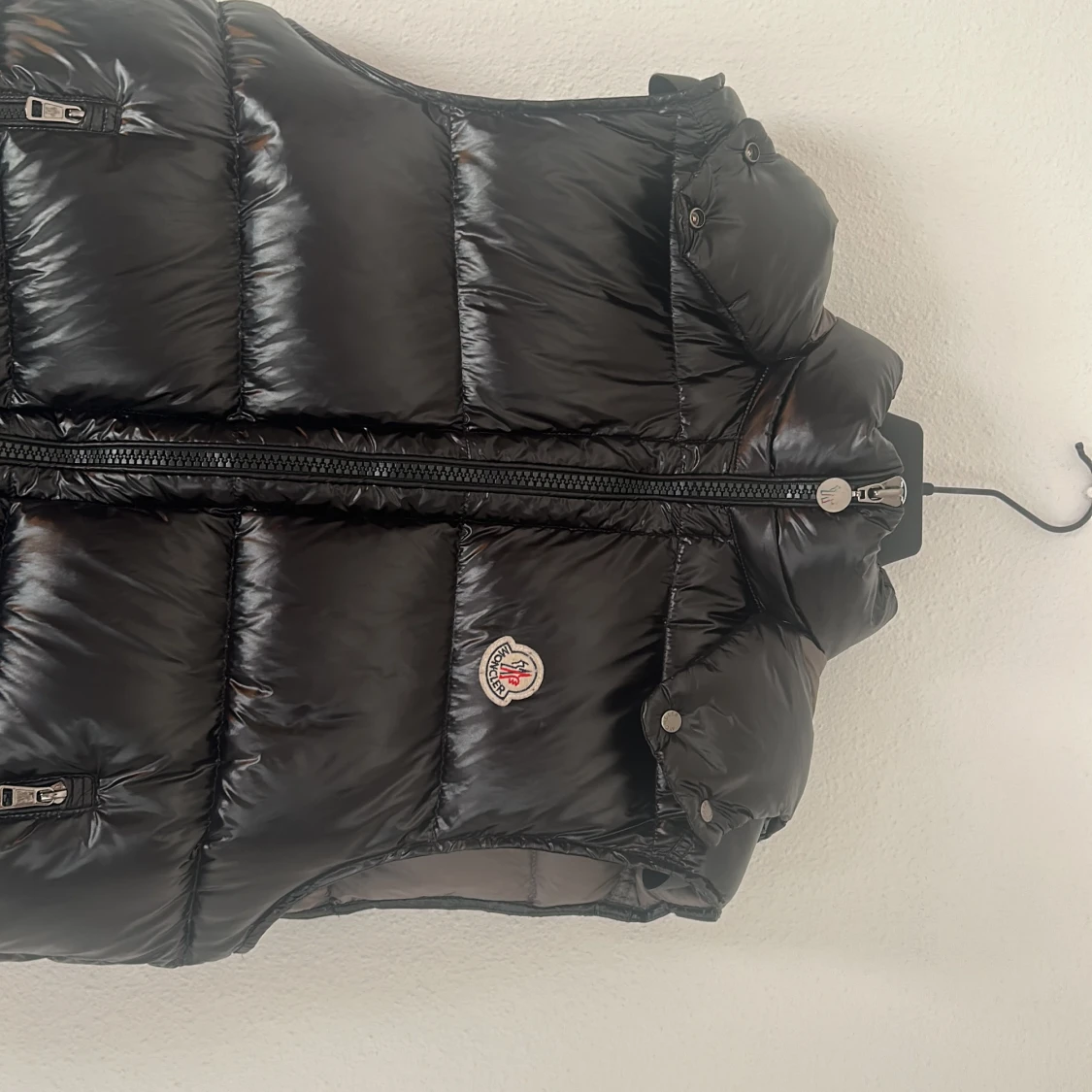 Svart dunväst från Moncler - 1