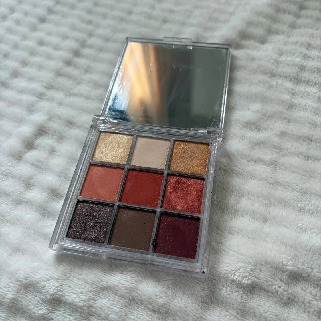 Revolution Glow ögonskuggspalett - 2