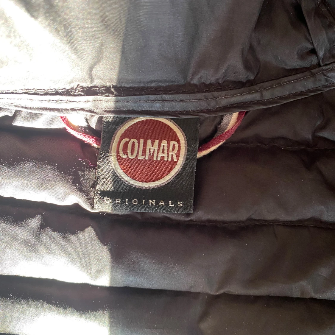Svart dunjacka från Colmar - 3