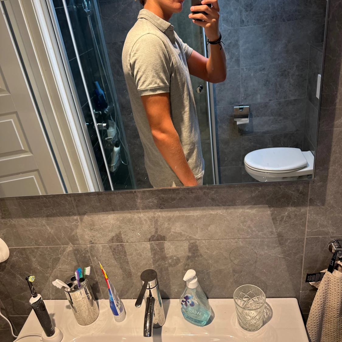 Grå/beige pikétröja från Massimo Dutti - 2