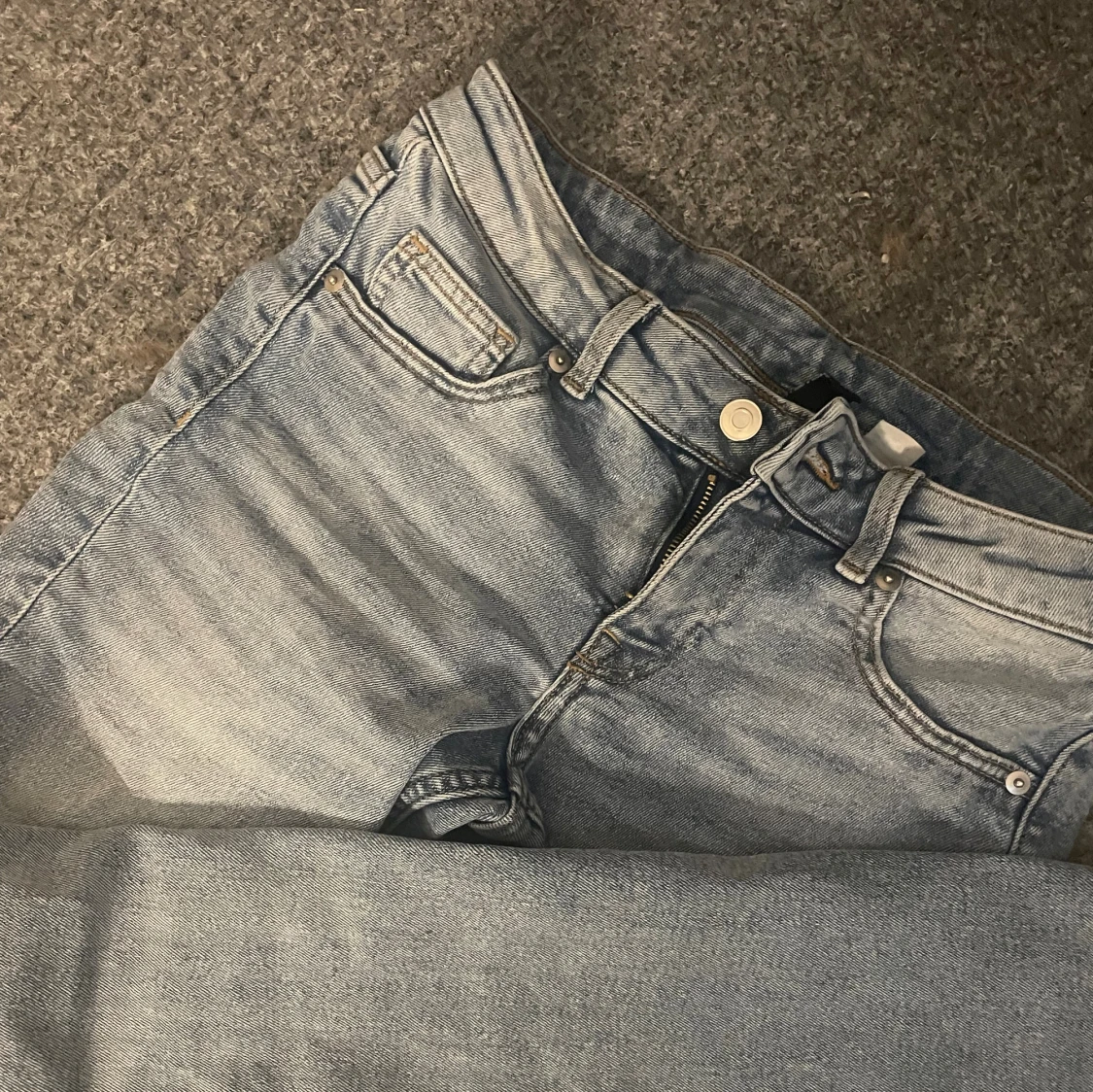 Ljusblåa lowwaist bootcut jeans  - 1