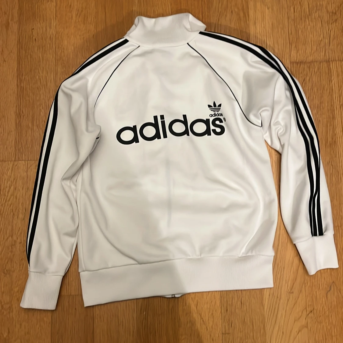 Adidas tröja - 2